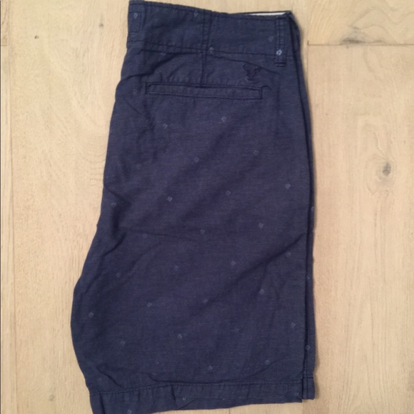 AEO Men’s Navy printed shorts - Picture 3 of 5